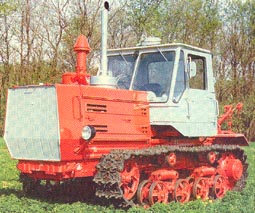 Гусеничный трактор Т-150-05-03.jpg (22904 bytes)
